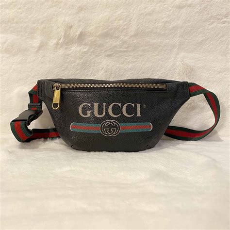 gucci logo print belt bag